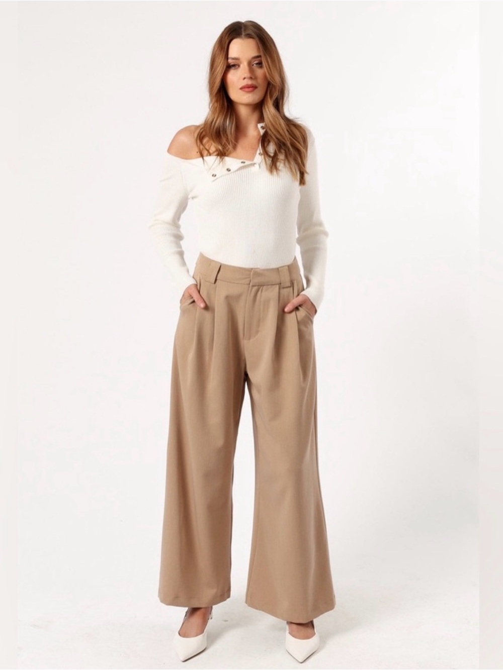 NWOT Petal & Pup Khaki Wide-Leg Sadella Pleated Trousers Size 2